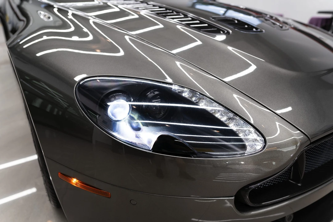 2017 Aston Martin V12 Vantage (2010-2018) - Image 28 of 31