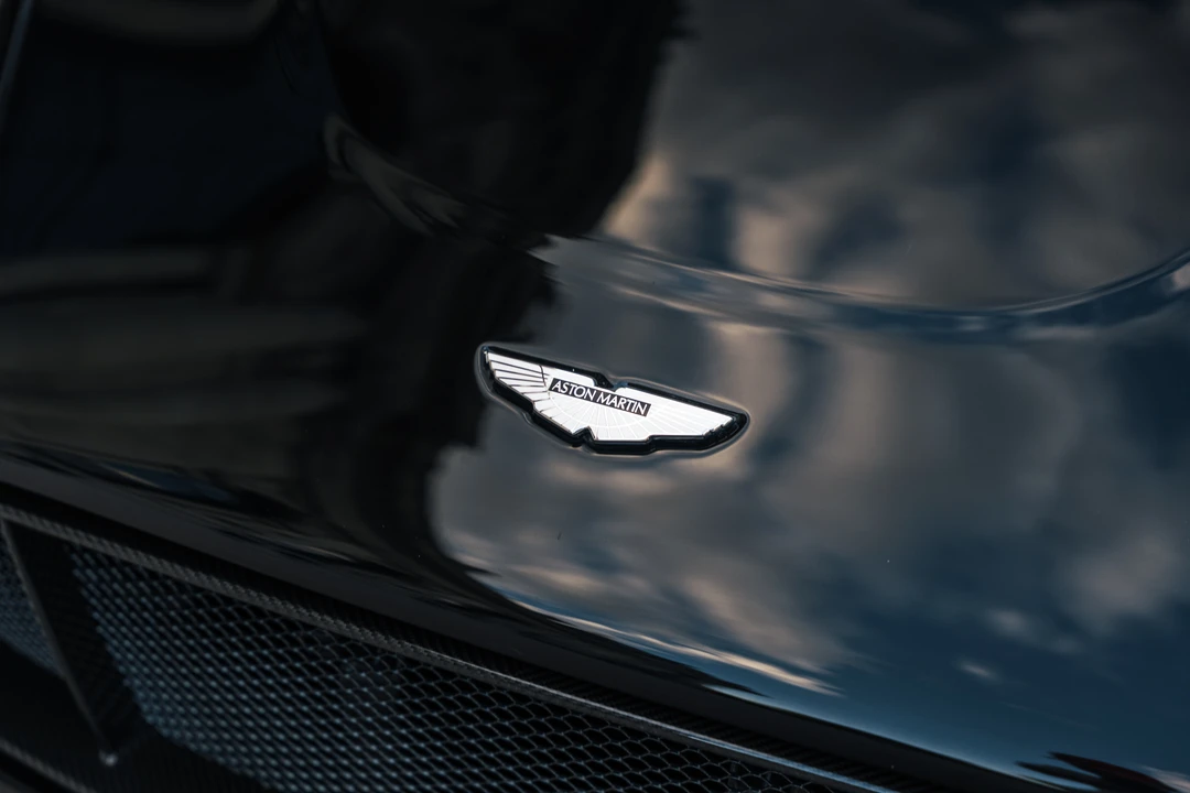 2017 Aston Martin V12 Vantage (2010-2018) - Image 29 of 31