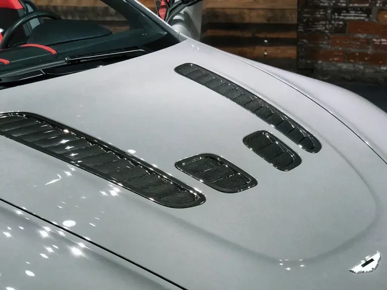 2017 Aston Martin V12 Vantage (2010-2018) - Image 7 of 16