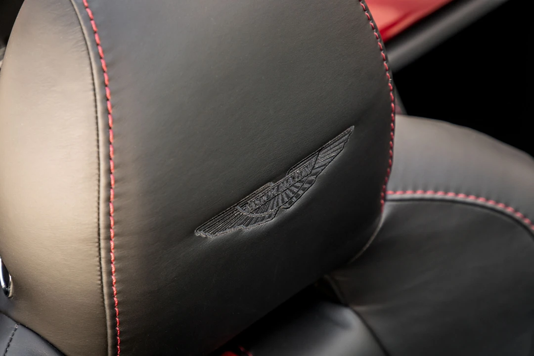 2017 Aston Martin V12 Vantage (2010-2018) - Image 9 of 31