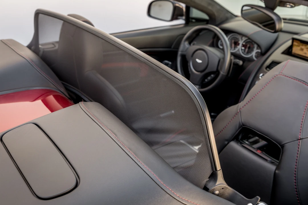 2017 Aston Martin V12 Vantage (2010-2018) - Image 19 of 31