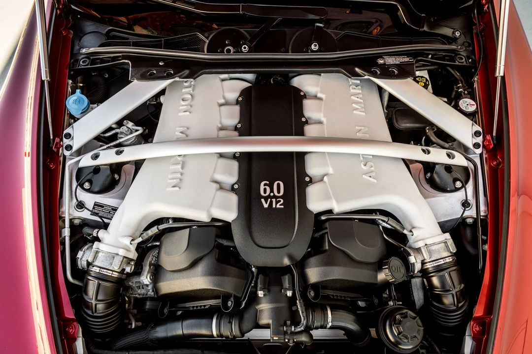 2017 Aston Martin V12 Vantage (2010-2018) - Image 7 of 31