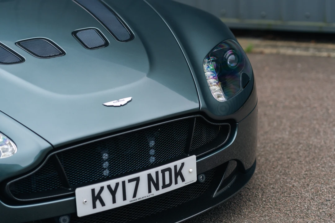 2017 Aston Martin V12 Vantage (2010-2018) - Image 22 of 31