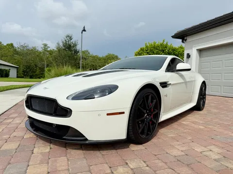 2017 Aston Martin Vantage - Image 4 of 17