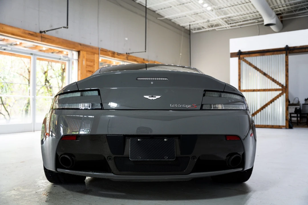 2017 Aston Martin V12 Vantage (2010-2018) - Image 19 of 31