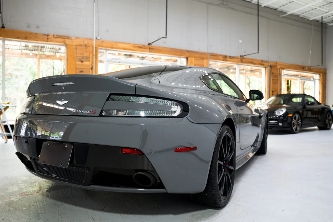 2017 Aston Martin V12 Vantage (2010-2018) - Image 17 of 31