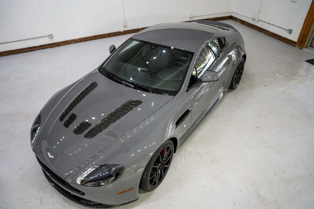 2017 Aston Martin V12 Vantage (2010-2018) - Image 27 of 31