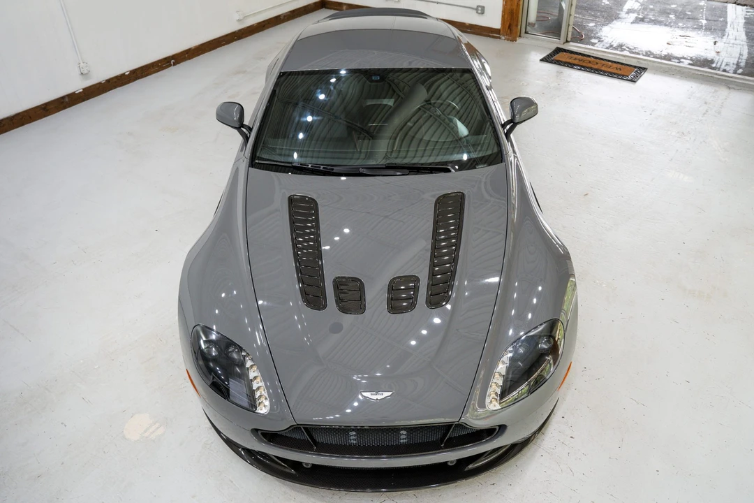 2017 Aston Martin V12 Vantage (2010-2018) - Image 5 of 31