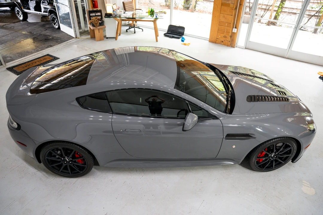 2017 Aston Martin V12 Vantage (2010-2018) - Image 12 of 31