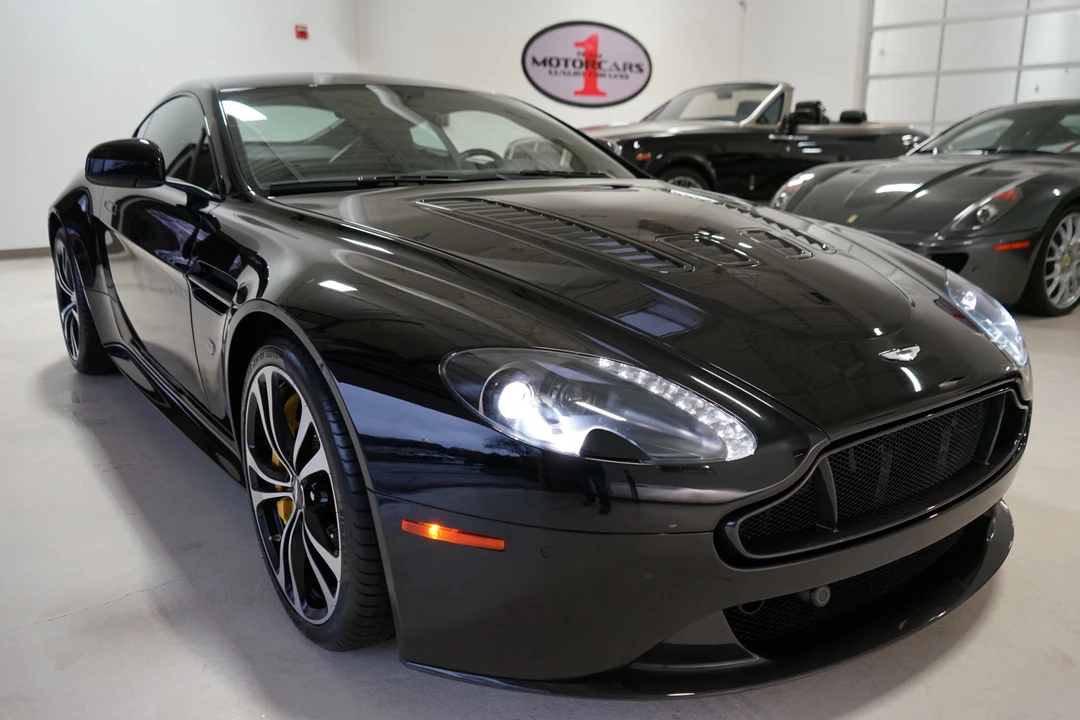 2017 Aston Martin V12 Vantage (2010-2018) - Image 20 of 31