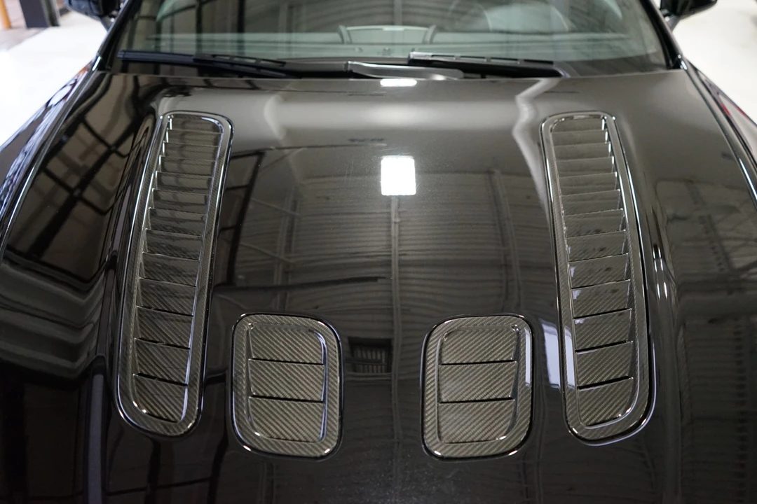 2017 Aston Martin V12 Vantage (2010-2018) - Image 25 of 31