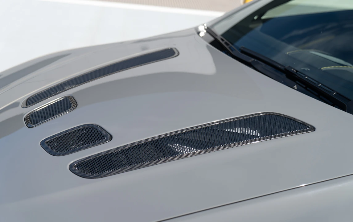 2017 Aston Martin V12 Vantage (2010-2018) - Image 10 of 31