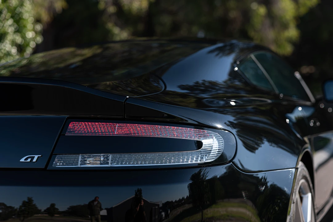 2017 Aston Martin V8 Vantage (2006-2017) - Image 25 of 31
