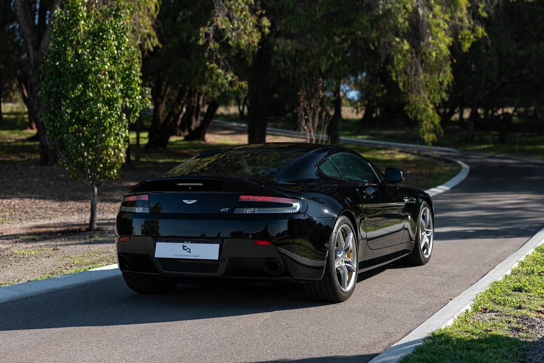 2017 Aston Martin V8 Vantage (2006-2017) - Image 16 of 31