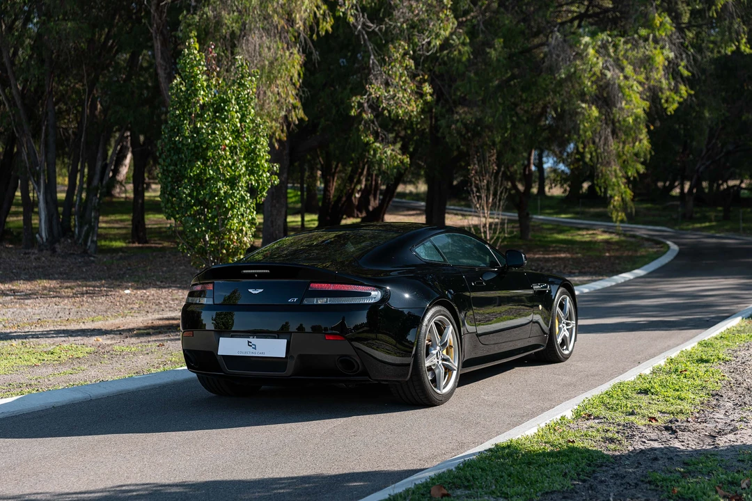 2017 Aston Martin V8 Vantage (2006-2017) - Image 5 of 31