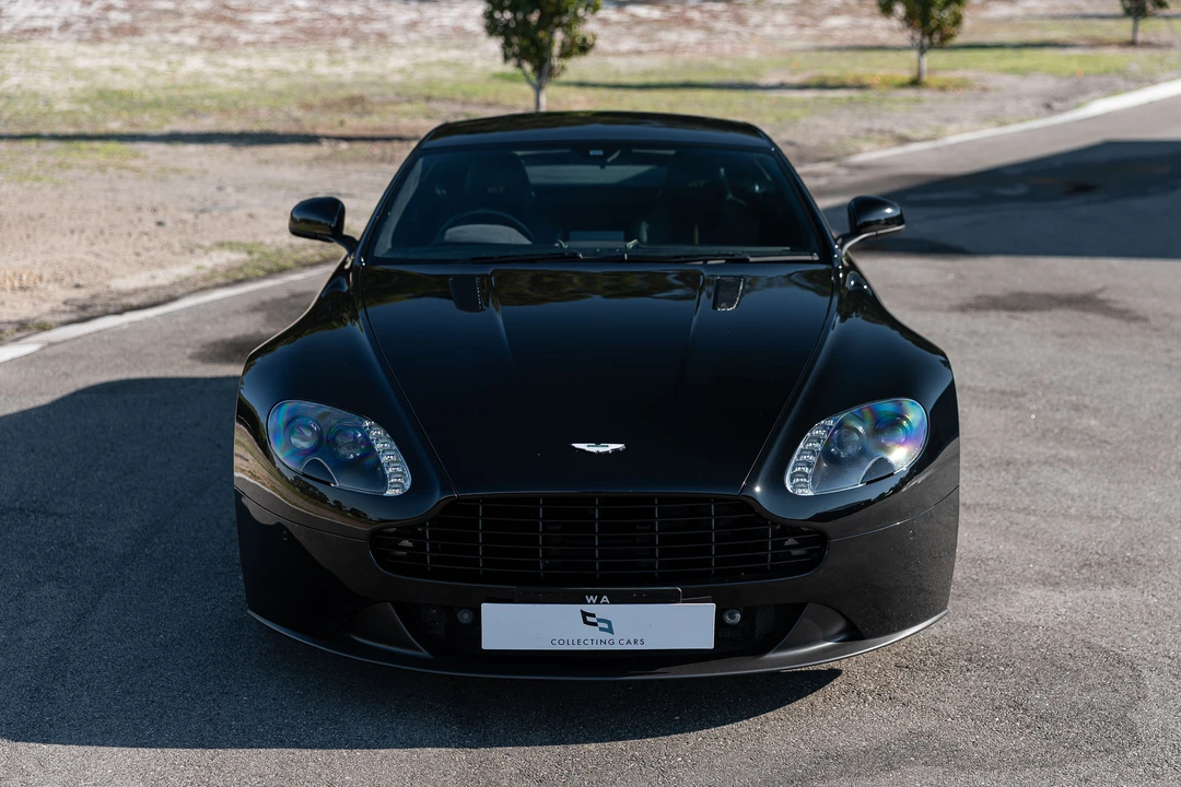 2017 Aston Martin V8 Vantage (2006-2017) - Image 10 of 31