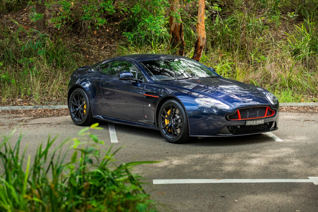 2017 Aston Martin V8 Vantage (2006-2017) - Image 10 of 31