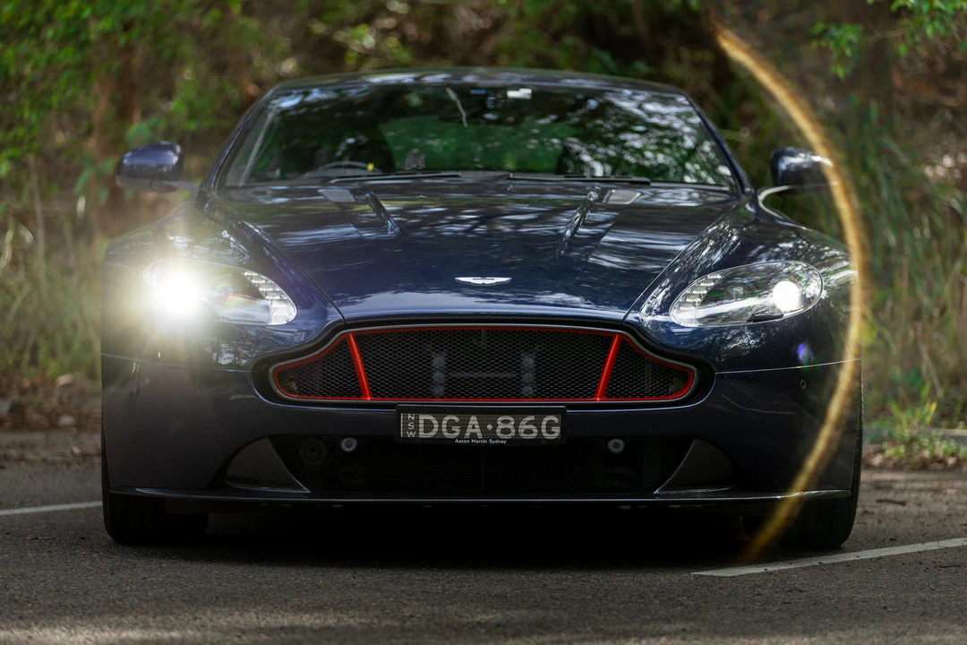2017 Aston Martin V8 Vantage (2006-2017) - Image 27 of 31