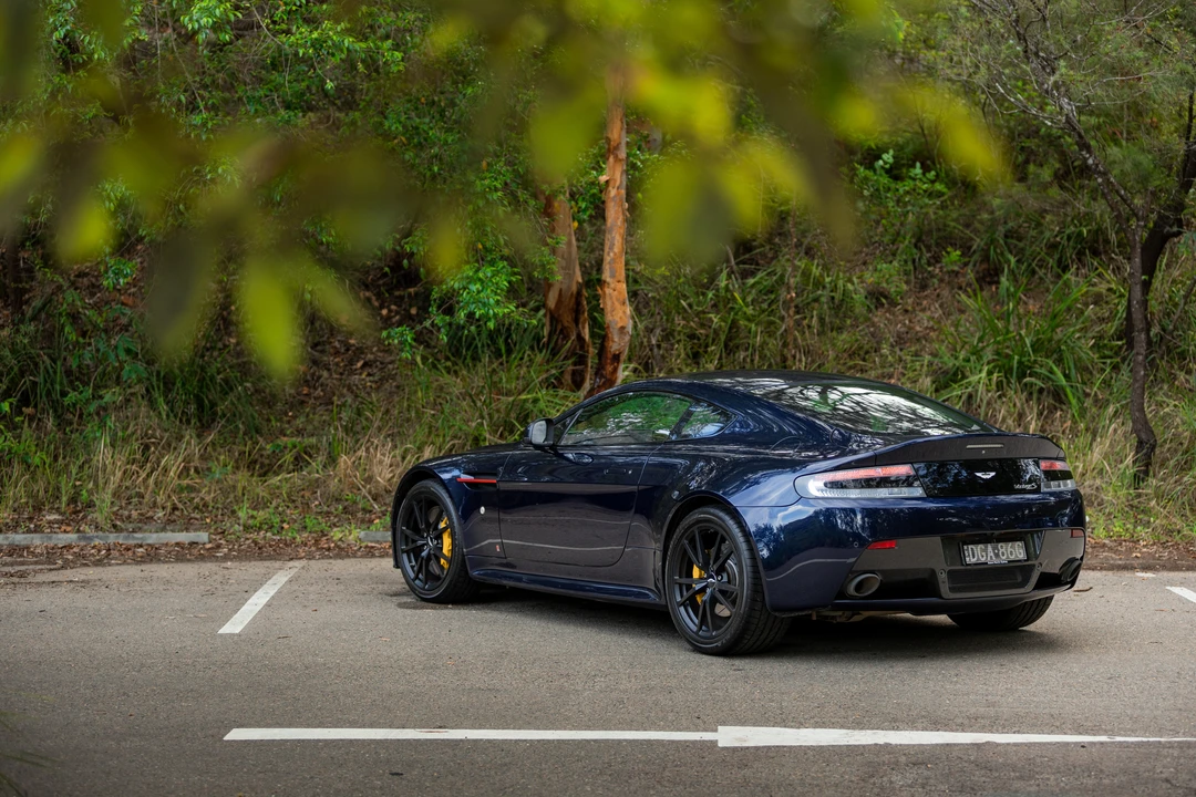 2017 Aston Martin V8 Vantage (2006-2017) - Image 13 of 31