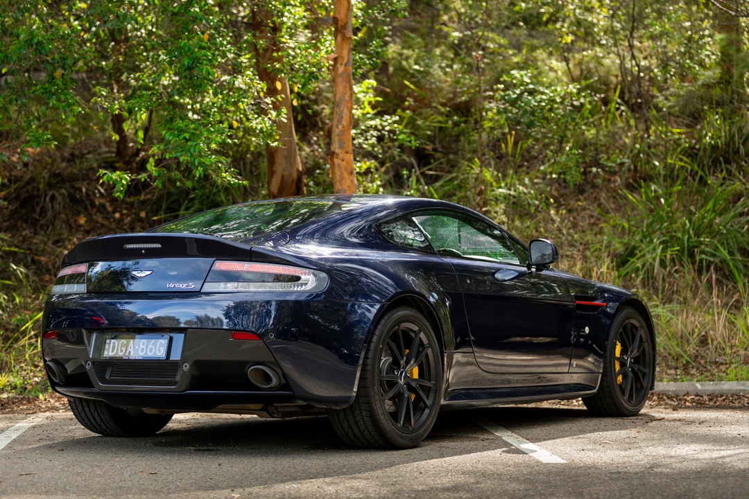 2017 Aston Martin V8 Vantage (2006-2017) - Image 14 of 31