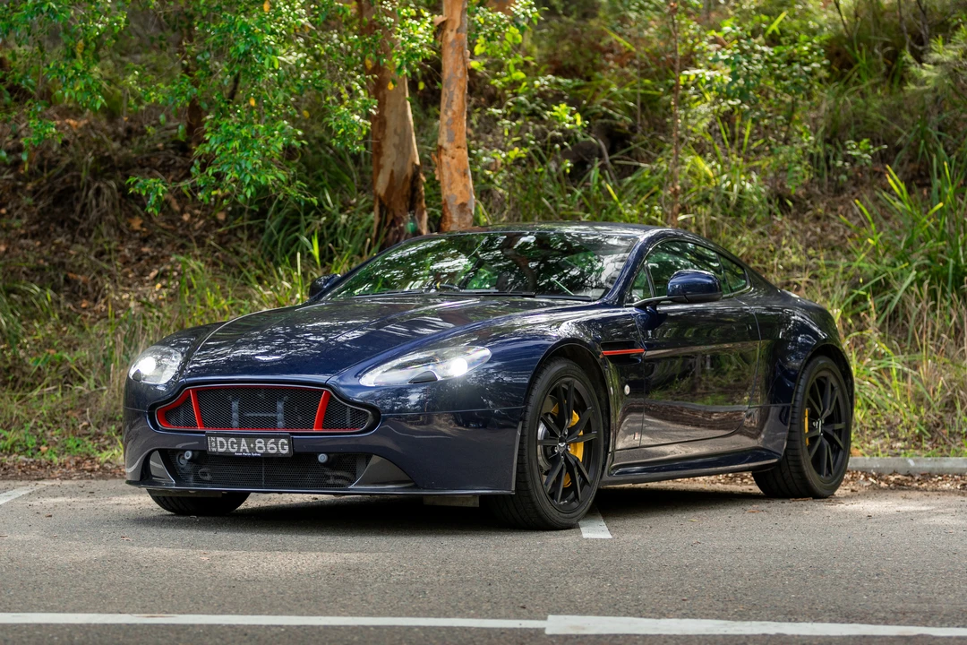 2017 Aston Martin V8 Vantage (2006-2017) - Image 2 of 31