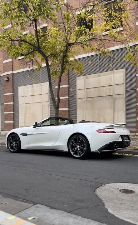 2017 Aston Martin Vanquish 2nd Gen - Image 4 of 7