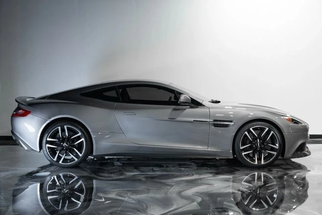 2017 Aston Martin Vanquish 2nd Gen - Image 7 of 31