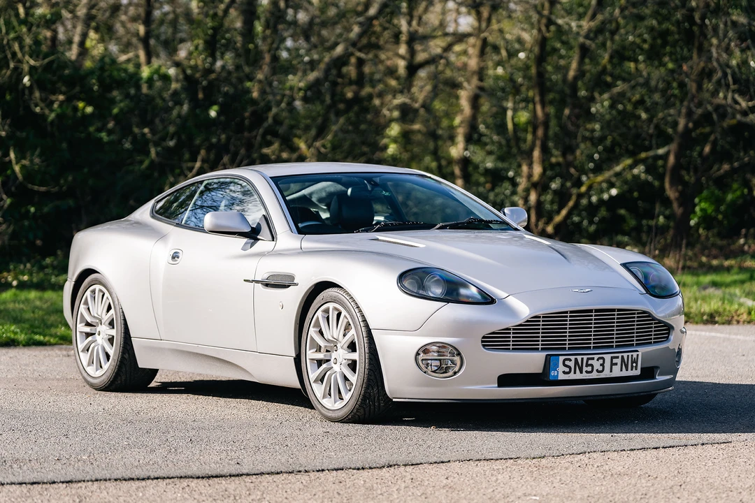 2017 Aston Martin Vanquish 2nd Gen - Image 14 of 16