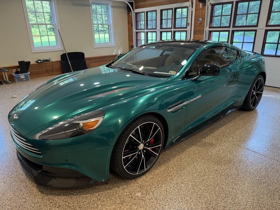 2017 Aston Martin Vanquish 2nd Gen - Image 15 of 21