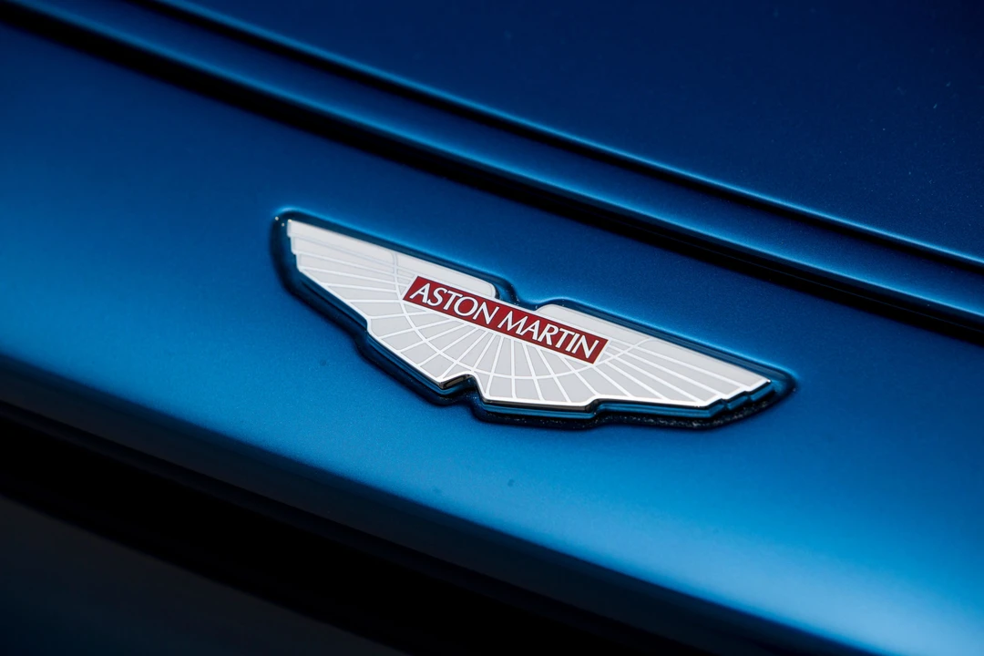 2017 Aston Martin Vanquish 2nd Gen - Image 28 of 31