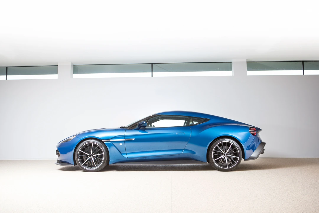 2017 Aston Martin Vanquish 2nd Gen - Image 30 of 31