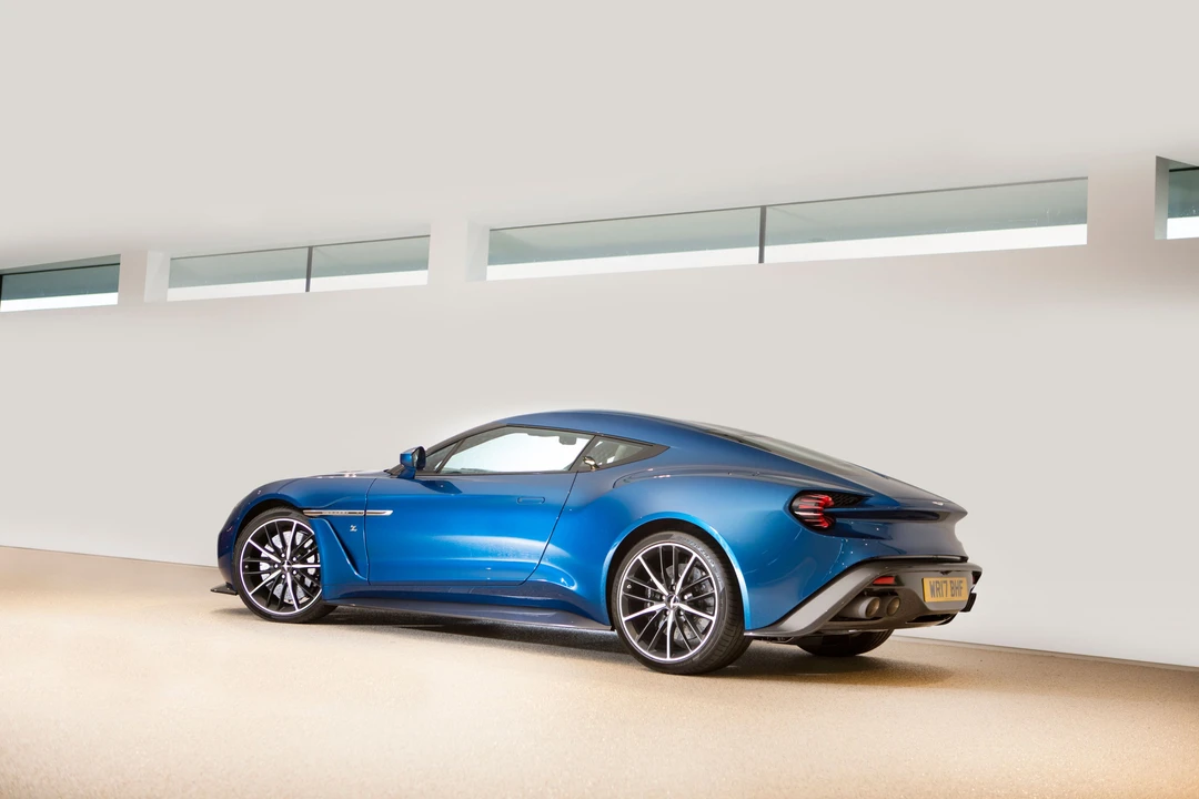 2017 Aston Martin Vanquish 2nd Gen - Image 29 of 31