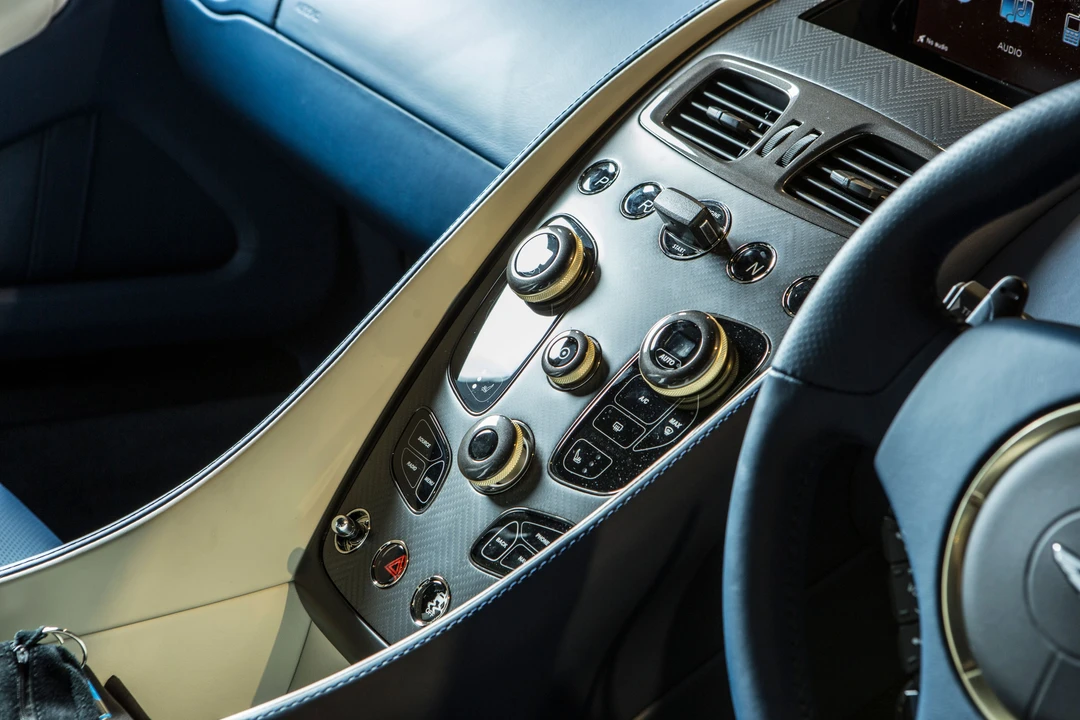 2017 Aston Martin Vanquish 2nd Gen - Image 26 of 31
