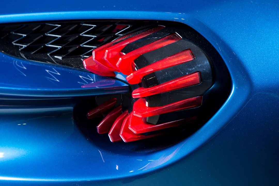 2017 Aston Martin Vanquish 2nd Gen - Image 16 of 31