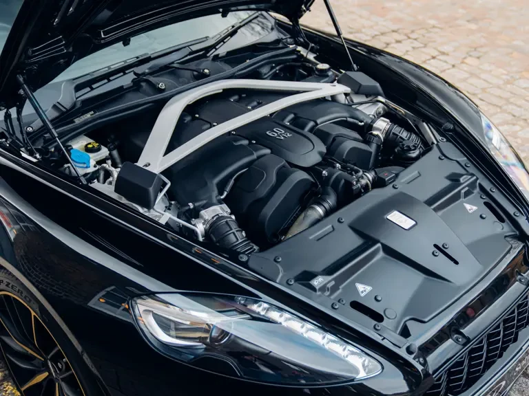 2017 Aston Martin Vanquish 2nd Gen - Image 4 of 31