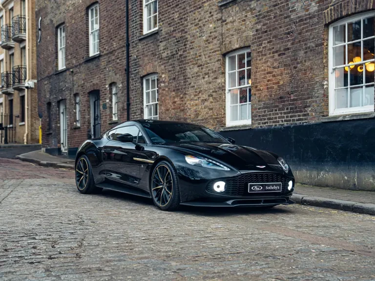 2017 Aston Martin Vanquish 2nd Gen - Image 11 of 31