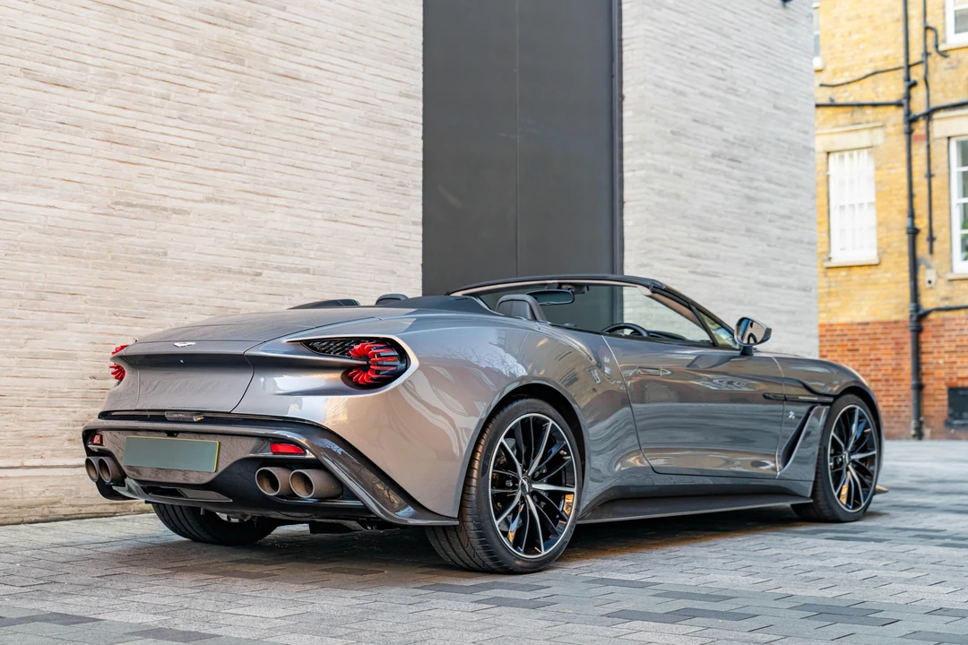 2017 Aston Martin Vanquish 2nd Gen - Image 5 of 31