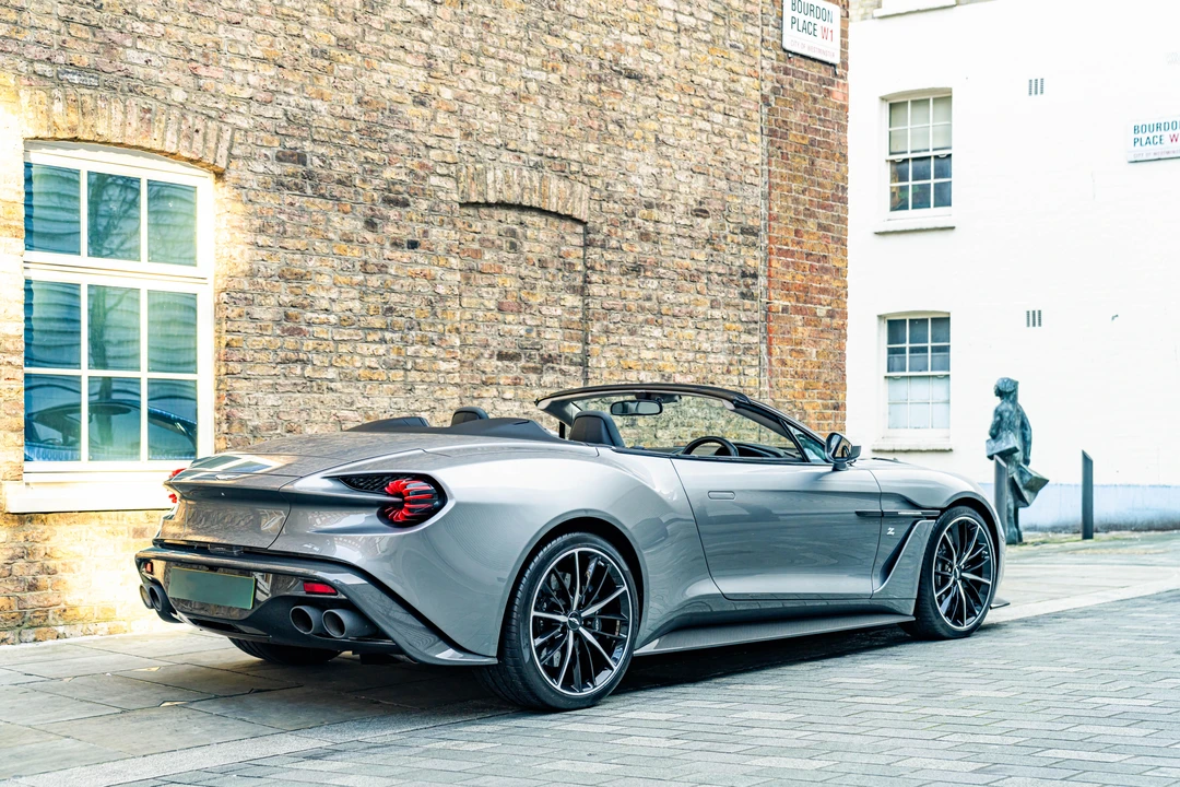 2017 Aston Martin Vanquish 2nd Gen - Image 21 of 31