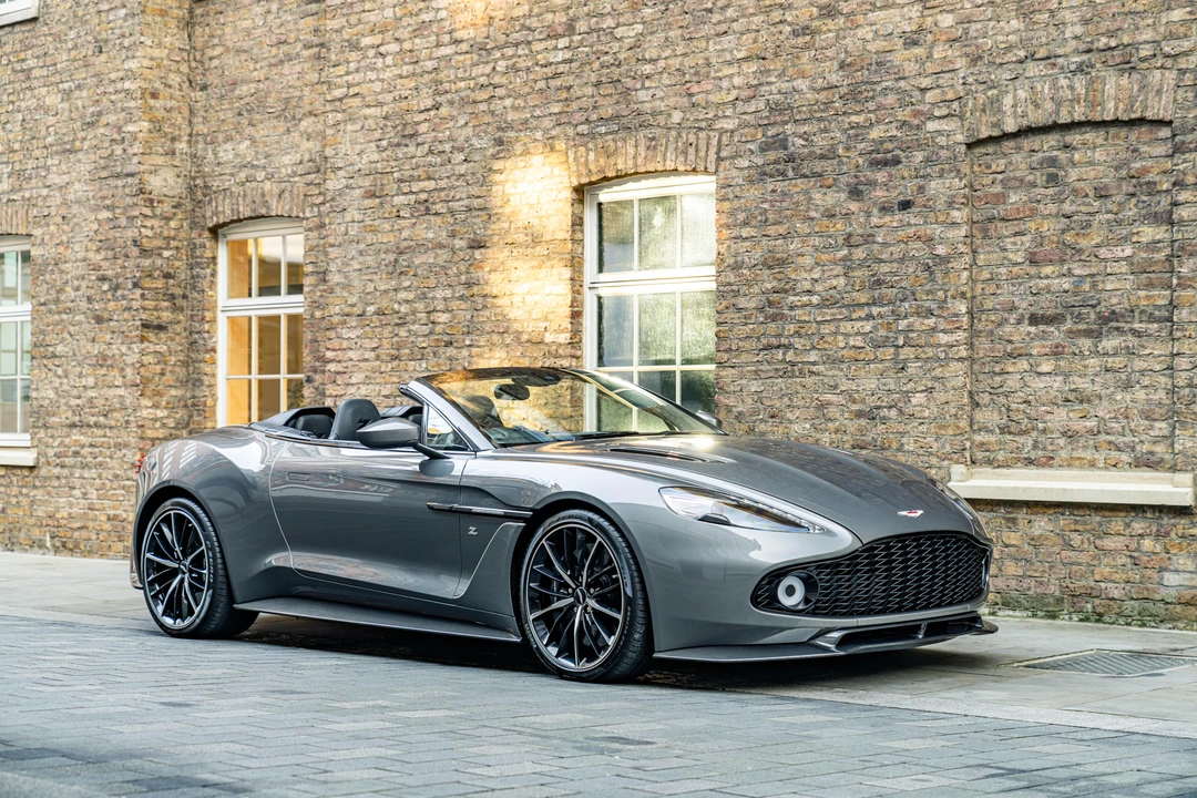 2017 Aston Martin Vanquish 2nd Gen - Image 12 of 31