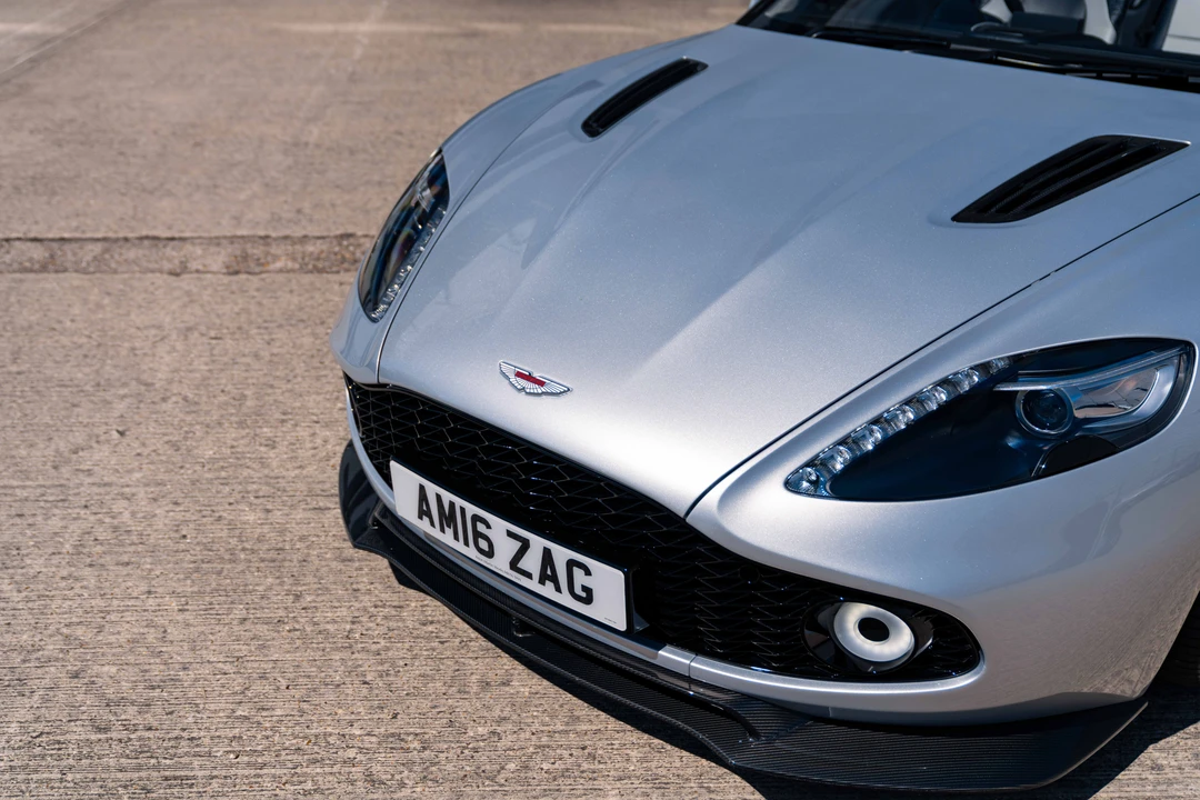 2017 Aston Martin Vanquish 2nd Gen - Image 15 of 31