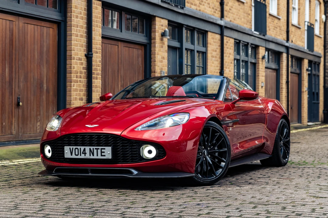 2017 Aston Martin Vanquish 2nd Gen - Image 2 of 31