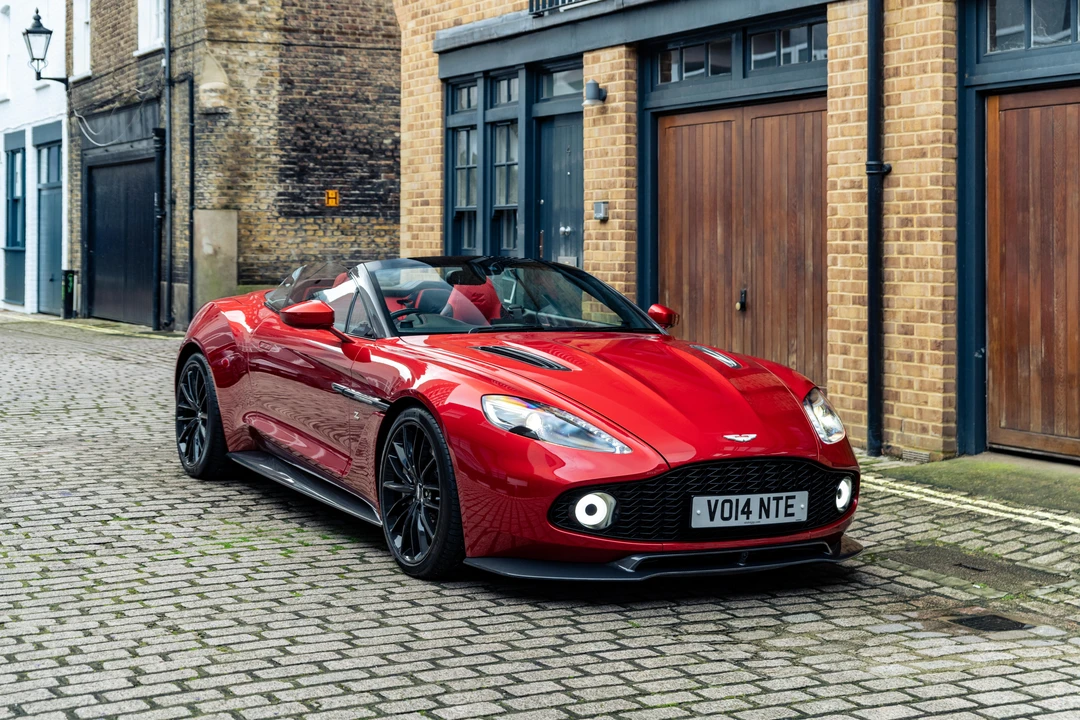 2017 Aston Martin Vanquish 2nd Gen - Image 10 of 31