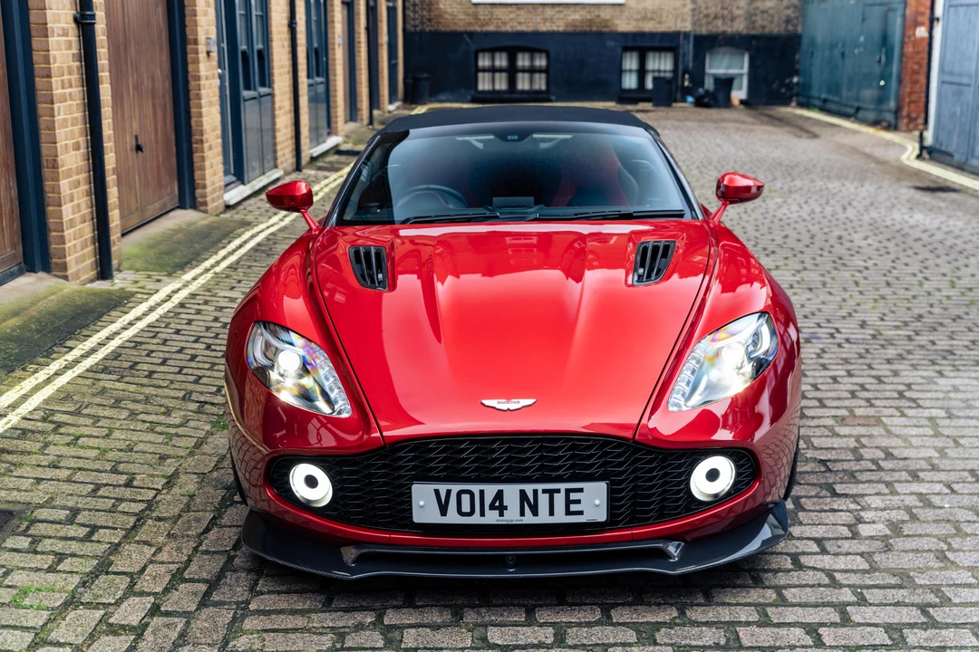 2017 Aston Martin Vanquish 2nd Gen - Image 11 of 31