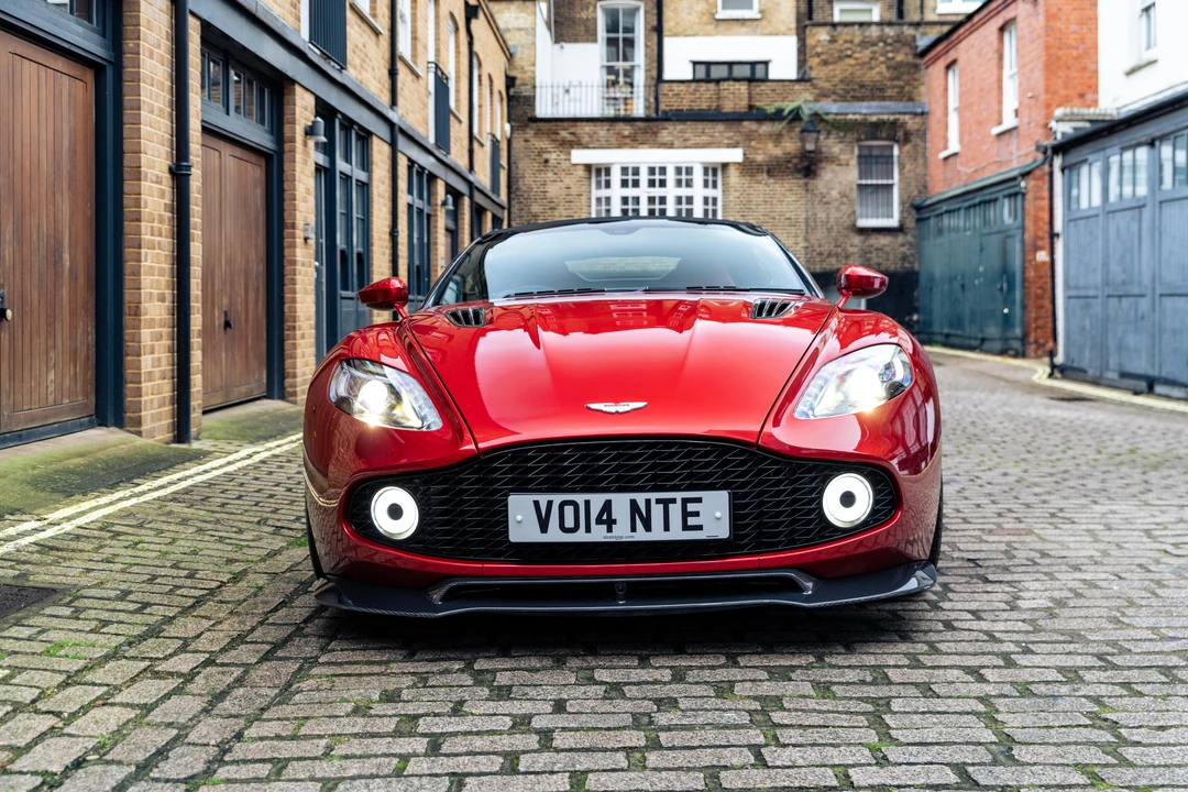 2017 Aston Martin Vanquish 2nd Gen - Image 19 of 31