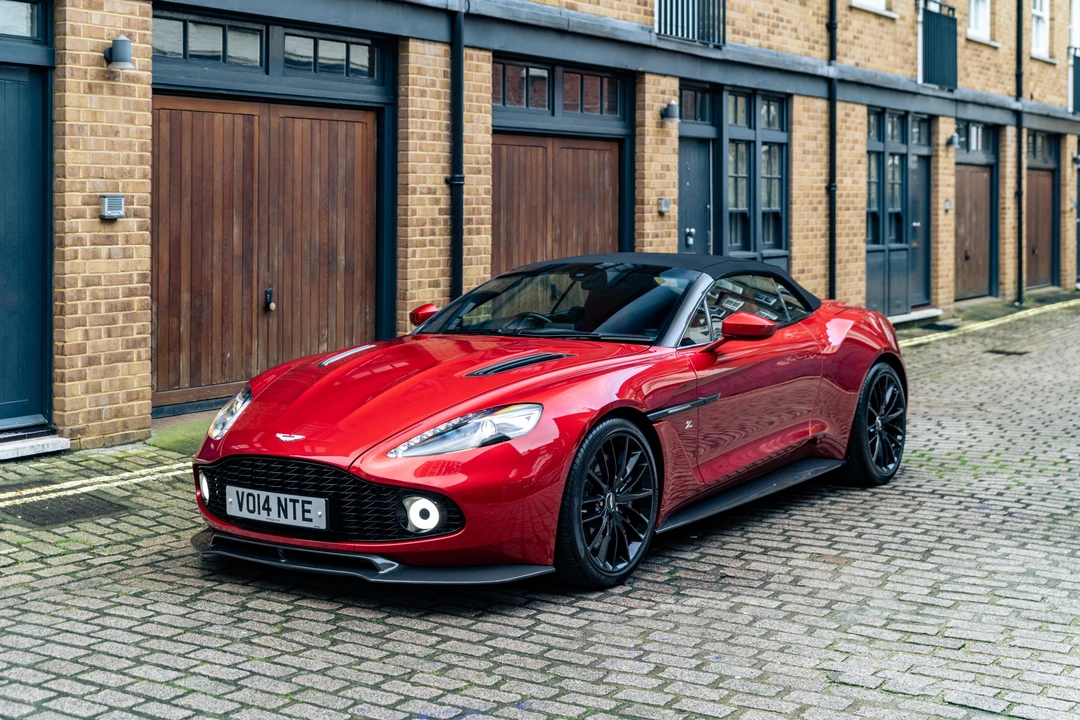 2017 Aston Martin Vanquish 2nd Gen - Image 12 of 31