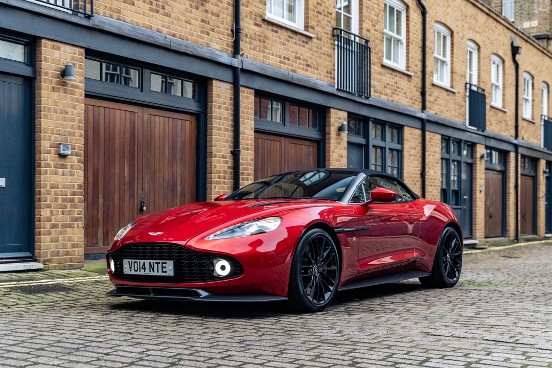 2017 Aston Martin Vanquish 2nd Gen - Image 4 of 31