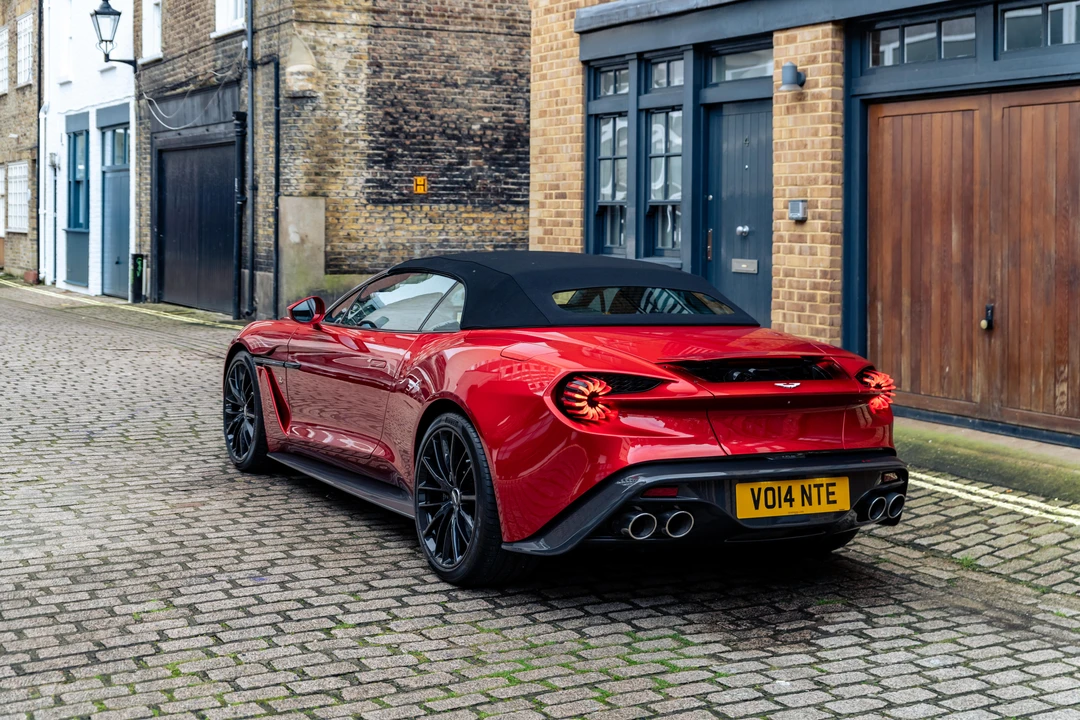 2017 Aston Martin Vanquish 2nd Gen - Image 14 of 31