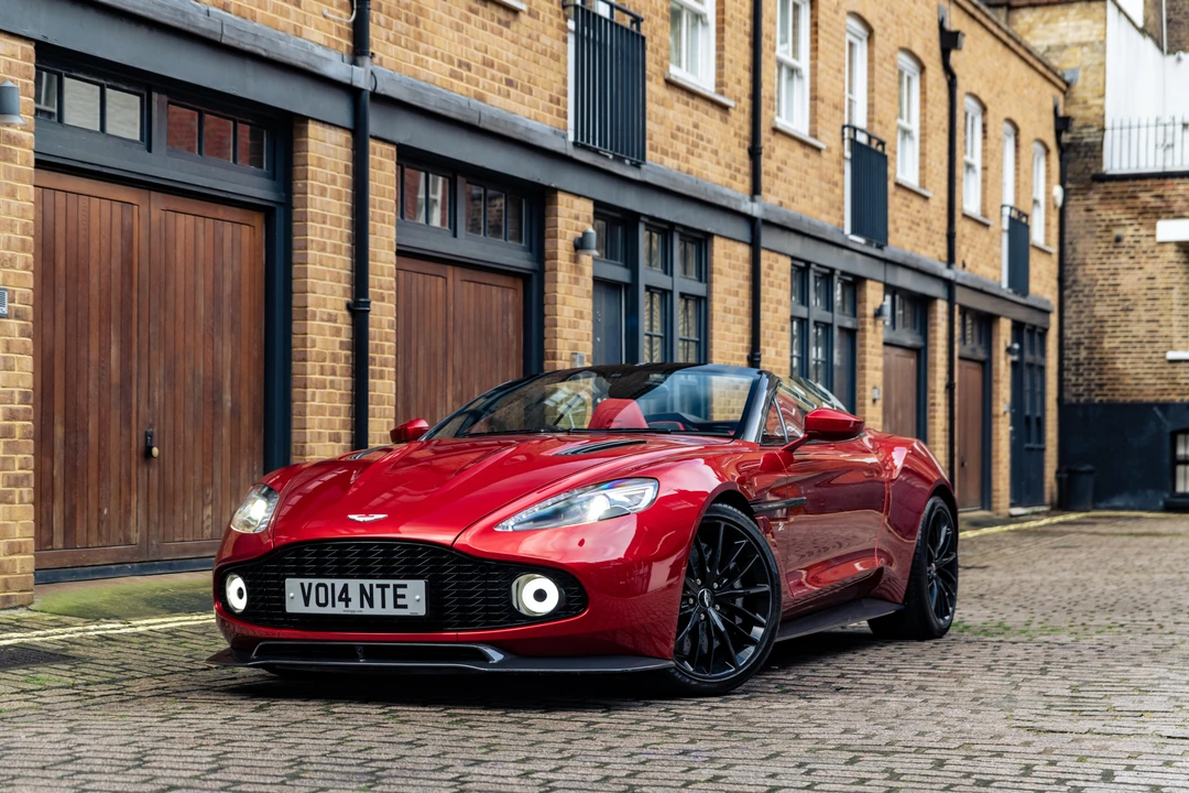 2017 Aston Martin Vanquish 2nd Gen - Image 21 of 31