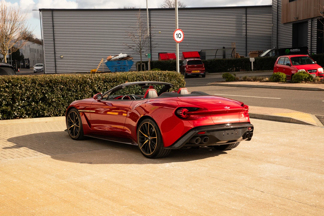 2017 Aston Martin Vanquish 2nd Gen - Image 13 of 31