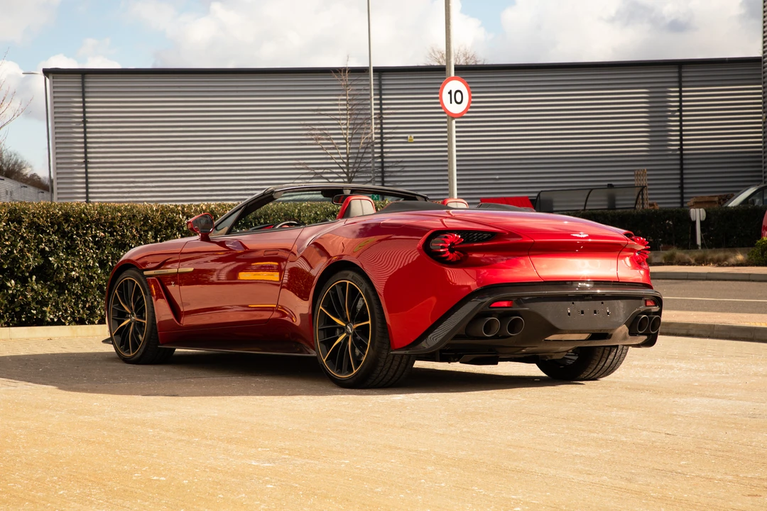 2017 Aston Martin Vanquish 2nd Gen - Image 6 of 31